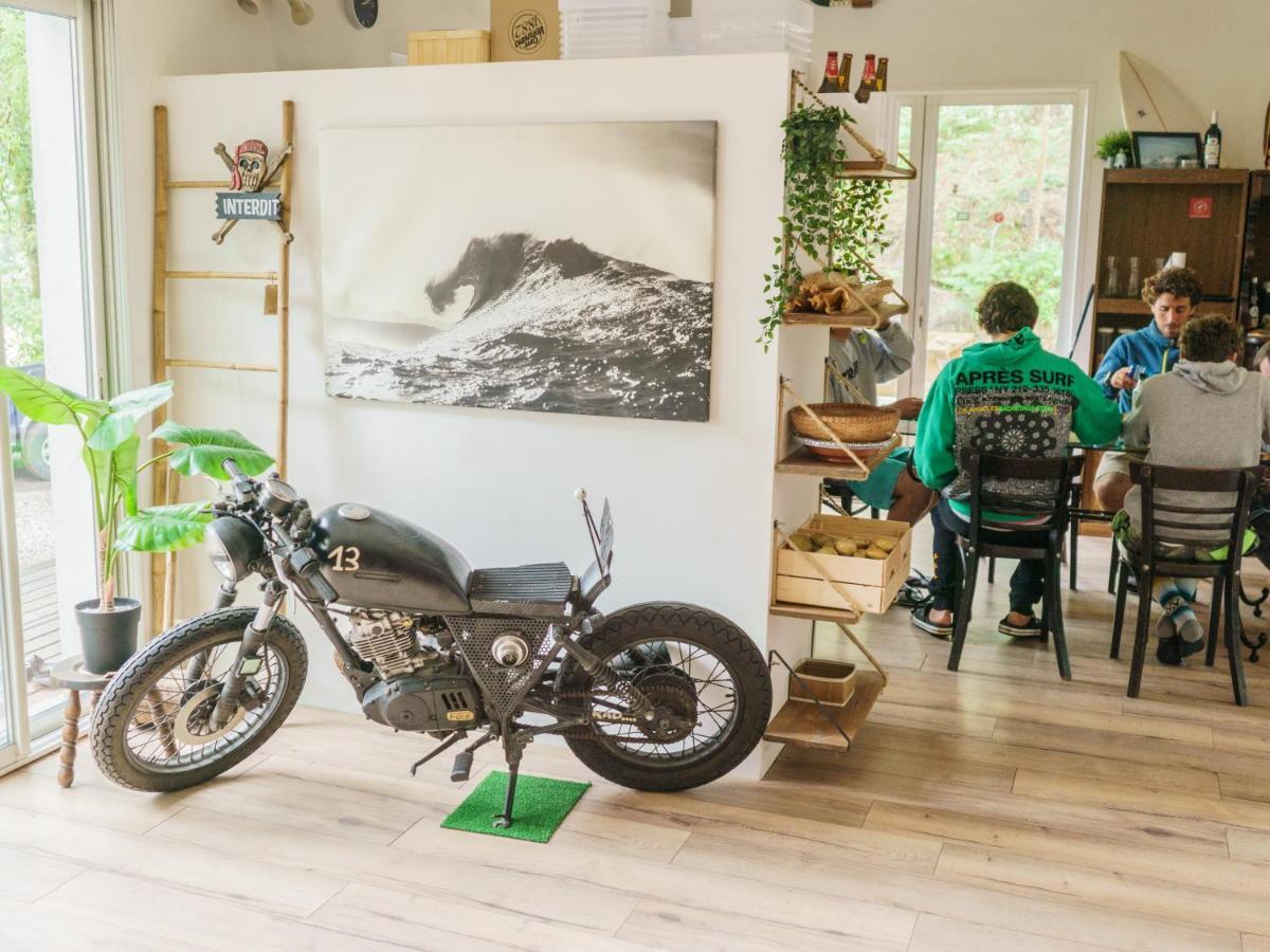 Roofless Surf Lodge 소르-호스고르 외부 사진